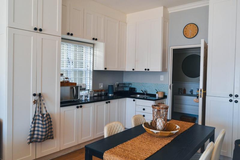 4 Bedroom Property for Sale in Simons Kloof Western Cape